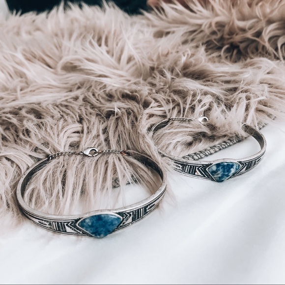 Bracelets with blue stones (set of 2) - Picture 2 of 3